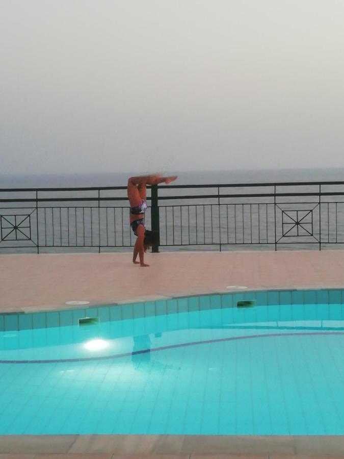 Hill Of Calm Hotell Triopetra Exteriör bild